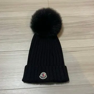 [ 미사용 ] moncler 몽클레르 니트 모자 블랙 폼폼 포함