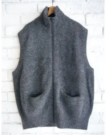 Maatee&sons 23AW CASHMERE 강축융 ZIP VEST