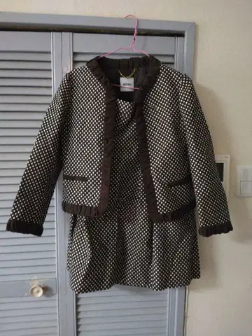 레어 MOSCHINO 모스키노 브로치 포함 스커트 수트 브라운 세트