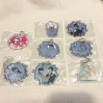 이토 준지 x 산리오 캐릭터즈 아크릴 참