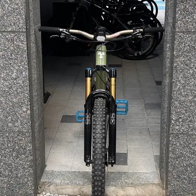 누크프루프 리액터 275 멀렛세팅23년식
