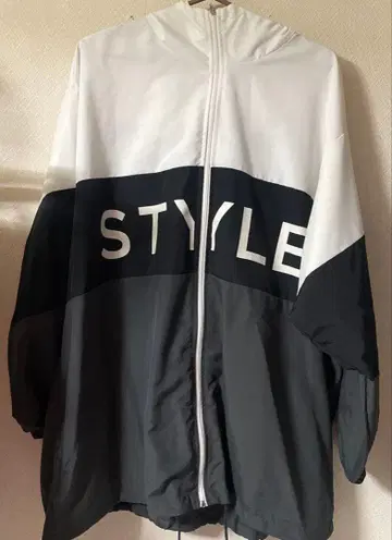 SUPERJUNIOR 은혁 바람막이 STYLE