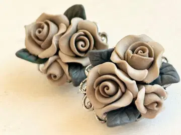 골동품 당시물 꽃 입체 플라워 레트로 vintage 귀찌