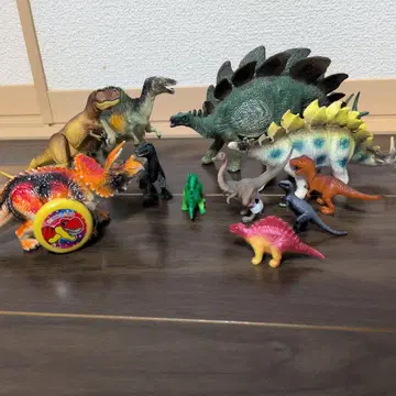 공룡 피규어 세트 10체+키링 포함