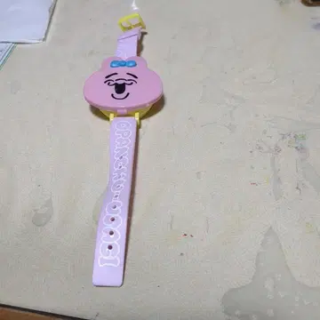 가격 인하, 오판츄 토끼의 핑크색 캐릭터 디지털 시계