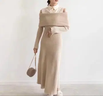 RANDA 란다 셔츠 도킹 오프숄더 니트 원피스 베이지