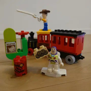 토이 스토리 LEGO 기차 세트