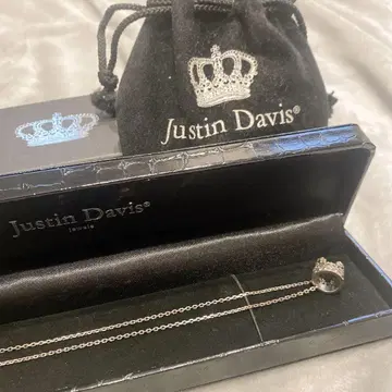[ 저스틴 데이비스 ] 크라운 모티브 목걸이