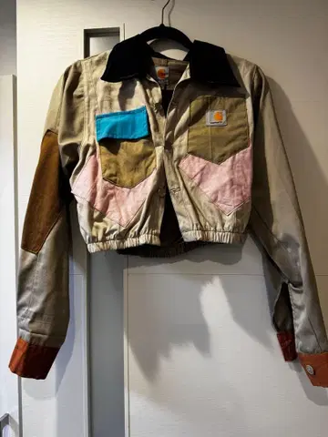 칼하트 빈티지 크롭 자켓 패치워크