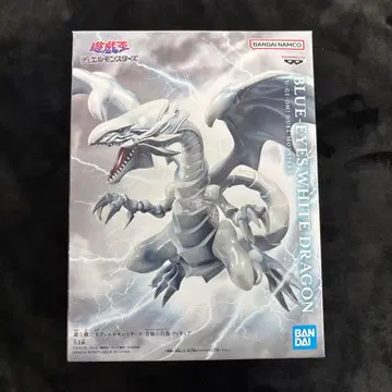 푸른 눈의 백룡 유희왕 피규어