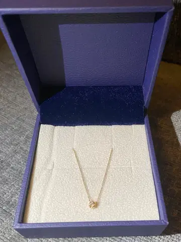 반돔 아오야마 골드 펜던트 목걸이