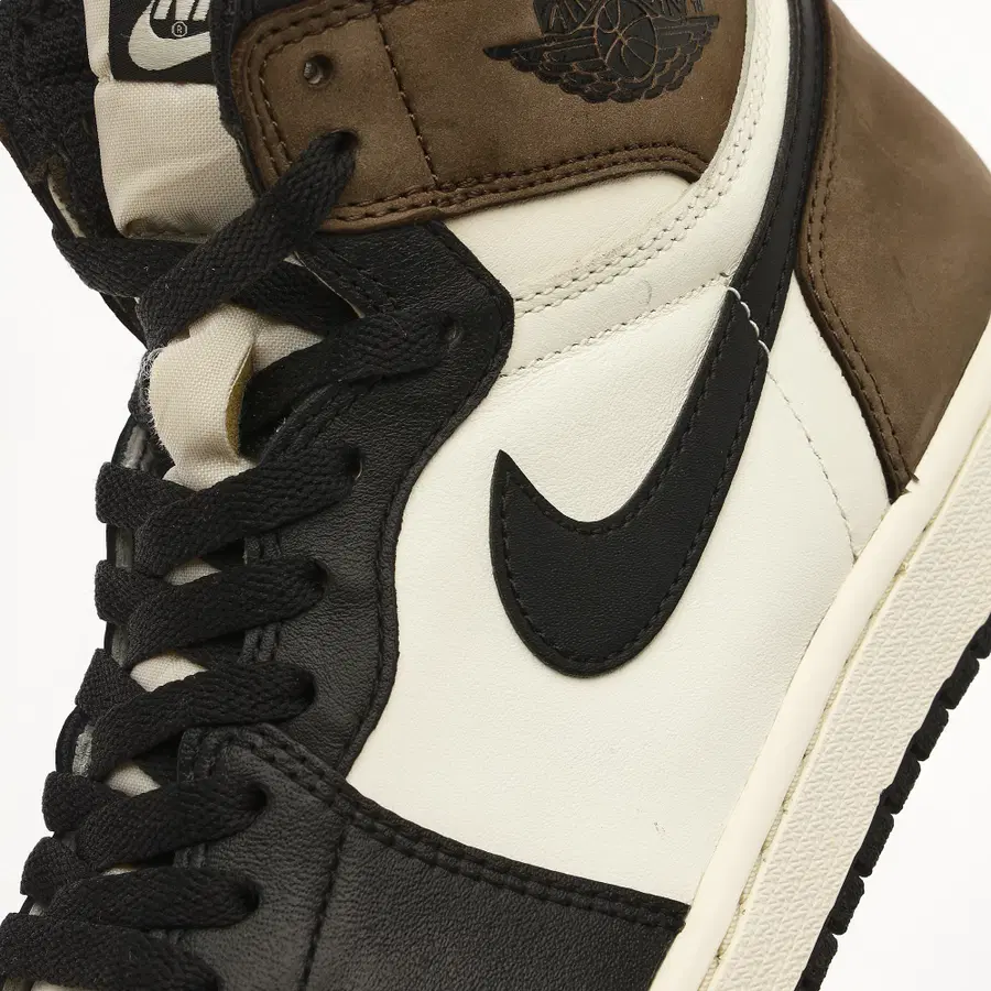 [265] Air Jordan 1 Retro High OG 黑摩卡