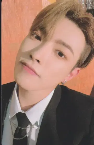 ATEEZ 2023 시즌 그리팅 홍중 트레이딩 카드 Prom