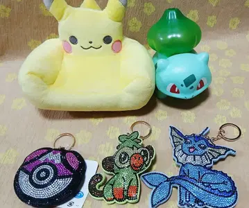 포켓몬 센터 인형의 집 피카츄 소파 유니버셜 이상해씨 키링 외