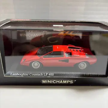 MINICHAMPS 람보르기니 카운타크 LP400 빨간색