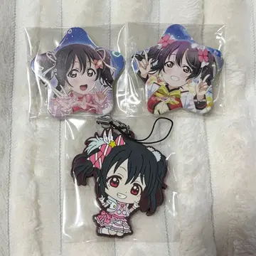 러브 라이브! 별 모양 캔뱃지 야자와 니코 니시키노 마키 2개 세트