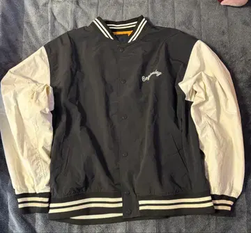 나일론 바시티 자켓 블랙/화이트 backnumber