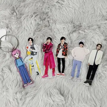 미치에다 슌스케 아크릴 스탠드 6점 받침대 있음 낱개 판매 가능