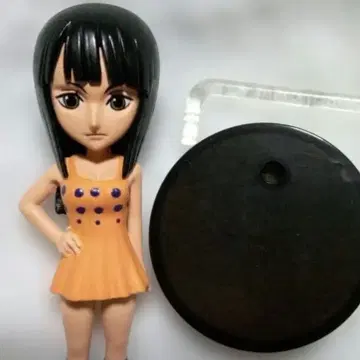 p44 원피스 월드 컬렉션 로빈