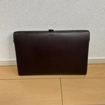 HERZ 오르간 하드 클러치백 카스타뇨