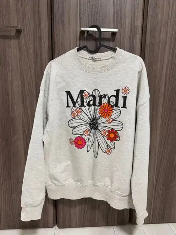 Mardi 꽃무늬 프린트 트레이닝복