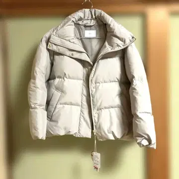 폴란드산 덕 다운 자켓 베이지 SHUCA 숏코트