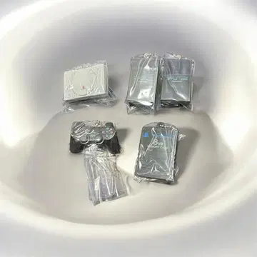 플레이스테이션 미니어처 참 5개 세트 판매 (비스킷 없음)