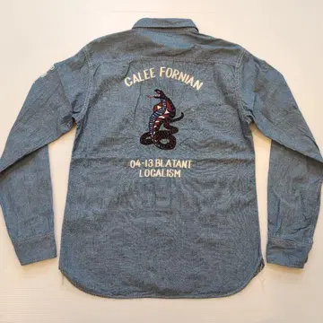 CALEE 밴드 포함 자수 수베니어 샴브레이 셔츠