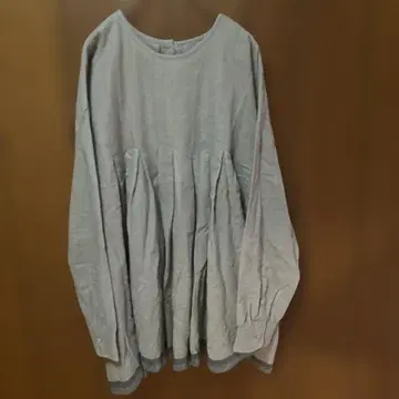 메종드소일 maison de soil 인버테츠 플리츠 블라우스