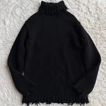 PERVERZE 크러쉬 니트 터틀넥 울 블랙