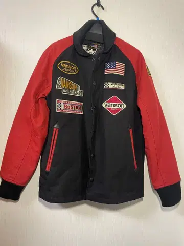 vanson 바시티 자켓 블랙/빨간색