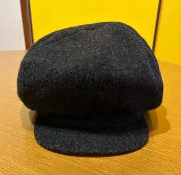 ORDINARY FITS 울 헌팅 캡