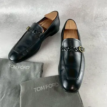 새상품급 톰포드 마틴 버클 비트 로퍼 금장 장식 블랙