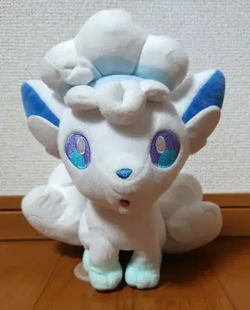 알로라 식스테일 포켓몬 센터 봉제 인형