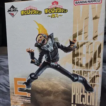 히로아카 돌입 프레젠트 마이크 피규어