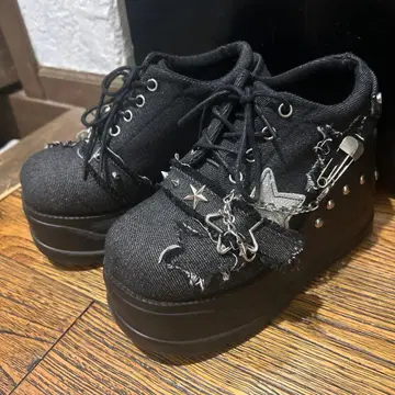 지뢰계 통굽 스니커즈