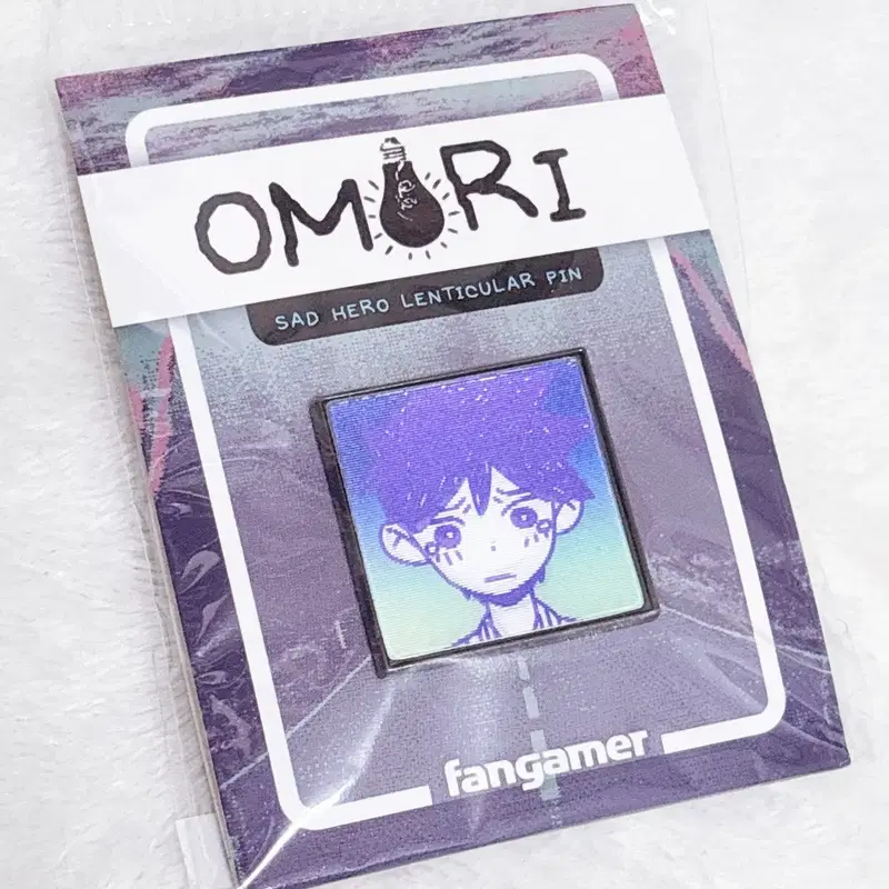 오모리 OMORI 팬게이머 히로 렌티큘러 뱃지 굿즈