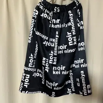 noir kei ninomiya 스커트