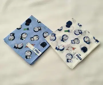 새상품 도라에몽 어른용 거즈 손수건 2장 세트 파랑과 화이트