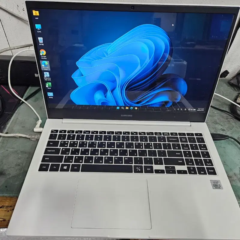 인텔10세대 삼성중고15인치노트북 NT550XCR 128G+1TB HDD