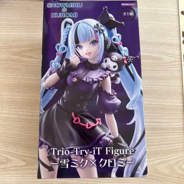 유키 미쿠 x 쿠로미 트리오 트라이잇 피규어