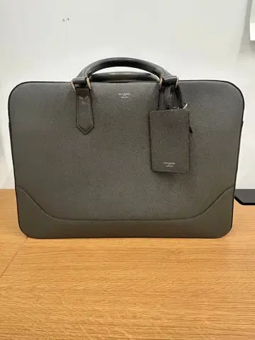 PELLE MORBIDA 페레 모르비다 브리프백 캐피타노 2실