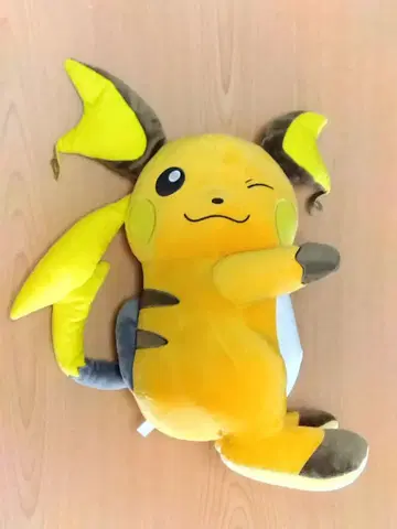 라이츄 봉제 인형
