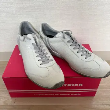 PATRICK IRIS 45 화이트 스니커즈