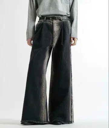 HARE 프레임 라인 데님 팬츠