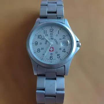 스위스 밀리터리 아날로그 시계 실버