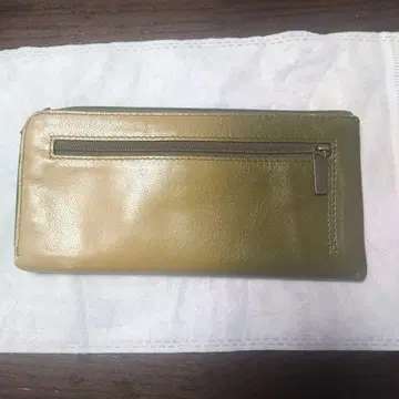 마더하우스 장지갑 21 x 10 x 1cm 그린과 베이지의 그라데이션