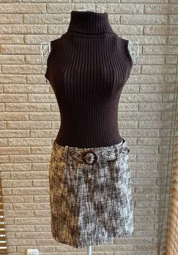 프라이빗 라벨 브라운 터틀넥 미니 원피스 y2k