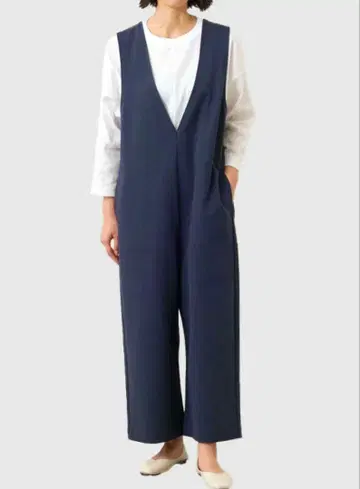 WestwoodOutfittess 웨스트우드 아웃피터스 살로펫