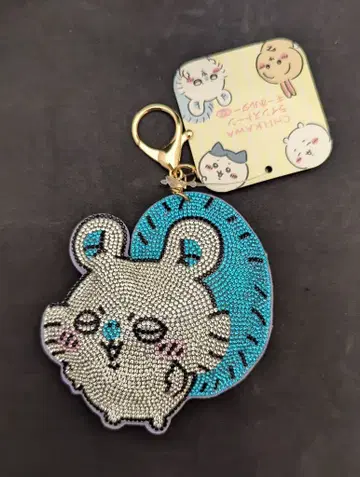 퍼레이드 큐빅 키링 치이카와 (먼작귀) 모몽가